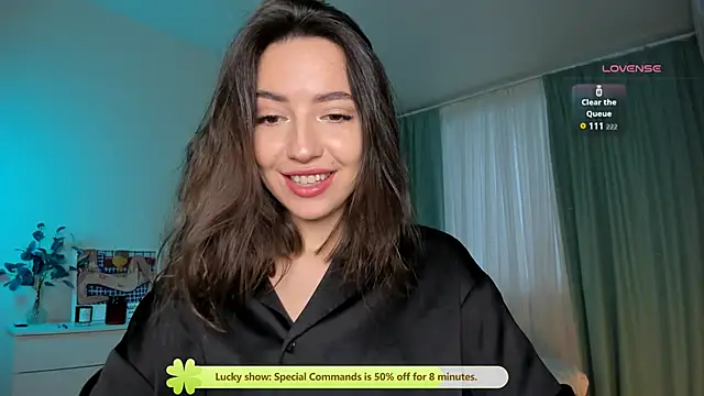 Snapshot of Oh_My_Dianee chatting on January 2025 10:27:01 AM Oh My Dianee online show from January 2025 10:27:01 AM