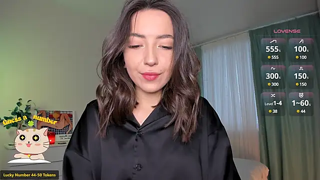 Snapshot of Oh_My_Dianee chatting on January 2025 08:01:01 AM Oh My Dianee online show from January 2025 08:01:01 AM