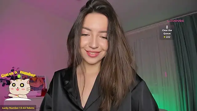 Snapshot of Oh_My_Dianee chatting on March 2025 07:25:02 AM Oh My Dianee online show from March 2025 07:25:02 AM