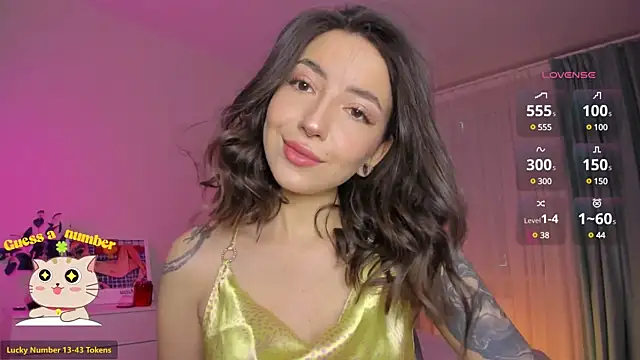 Snapshot of Oh_My_Dianee chatting on March 2025 07:41:01 AM Oh My Dianee online show from March 2025 07:41:01 AM