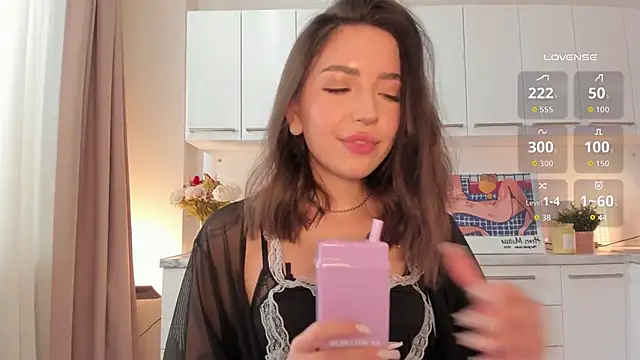 Snapshot of Oh_My_Dianee chatting on September 2025 07:19:01 AM Oh My Dianee online show from September 2025 07:19:01 AM