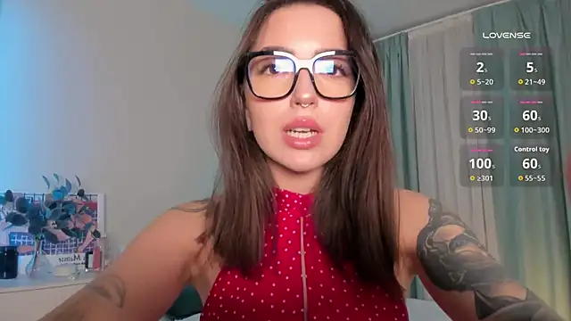 Snapshot of Oh_My_Dianee chatting on October 2025 07:49:02 AM Oh My Dianee online show from October 2025 07:49:02 AM