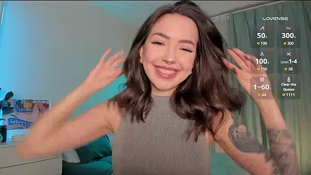 Snapshot of Oh_My_Dianee chatting on November 2025 06:37:01 AM Oh My Dianee online show from November 2025 06:37:01 AM