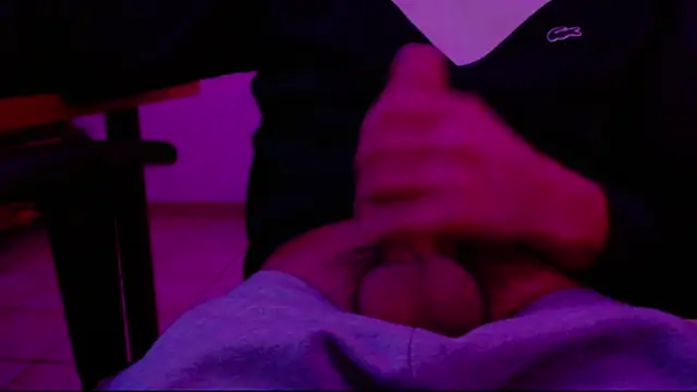 Snapshot of Vlad230323 chatting on January 2025 01:21:02 PM Vlad230323 online show from January 2025 01:21:02 PM