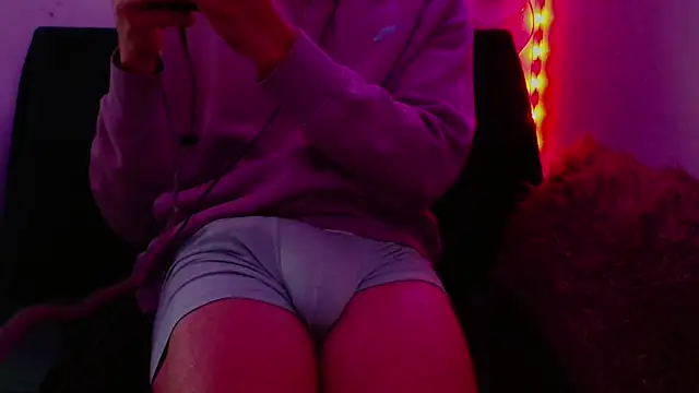 Snapshot of Vlad230323 chatting on November 2025 02:27:02 PM Vlad230323 online show from November 2025 02:27:02 PM