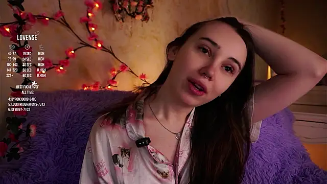 Snapshot of GillianDowdey chatting on January 2026 02:27:01 AM GillianDowdey online show from January 2026 02:27:01 AM