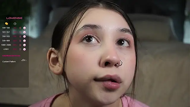 Snapshot of AislyEmbury chatting on February 2025 10:23:02 PM AislyEmbury online show from February 2025 10:23:02 PM