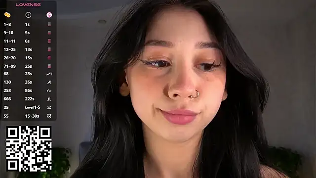 Snapshot of AislyEmbury chatting on November 2025 05:19:02 AM AislyEmbury online show from November 2025 05:19:02 AM