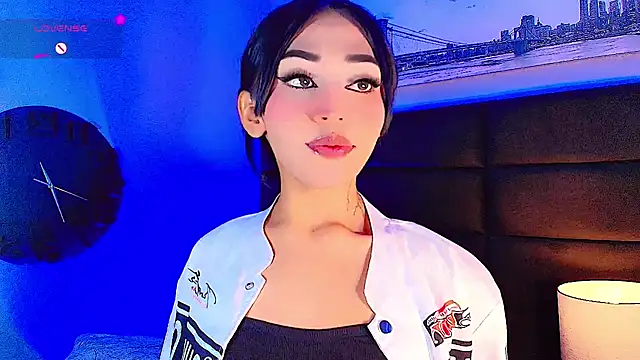 Snapshot of Valery_Sophiia chatting on February 2025 05:52:01 AM Valery Sophiia online show from February 2025 05:52:01 AM