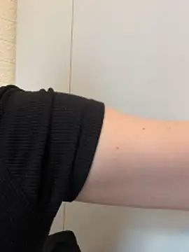 Snapshot of Sophie_Eaton chatting on April 2026 05:10:01 PM Sophie Eaton online show from April 2026 05:10:01 PM