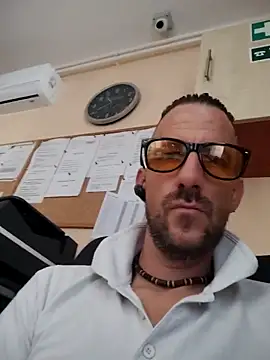 Snapshot of Inkazulu chatting on September 2025 08:37:02 AM Inkazulu online show from September 2025 08:37:02 AM