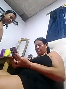 Snapshot of lupita_2023 chatting on February 2026 04:24:02 PM lupita 2023 online show from February 2026 04:24:02 PM