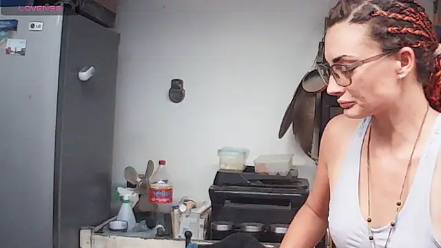 hornyhippies0080 online show from March 2026 02:01:01 PM