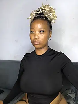 Snapshot of SZA_Doja chatting on April 2026 08:12:02 PM SZA Doja online show from April 2026 08:12:02 PM