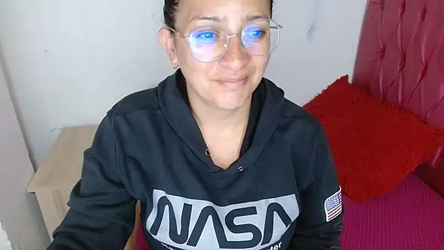 sarax ximena online show from November 2025 09:43:02 AM