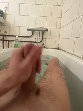 Snapshot of wolfwhite95 chatting on February 2026 10:44:02 AM wolfwhite95 online show from February 2026 10:44:02 AM