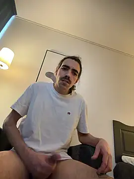 Snapshot of wolfwhite95 chatting on April 2026 02:28:01 PM wolfwhite95 online show from April 2026 02:28:01 PM