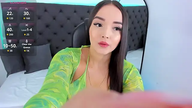 ninfomaria  online show from October 2025 03:40:01 PM