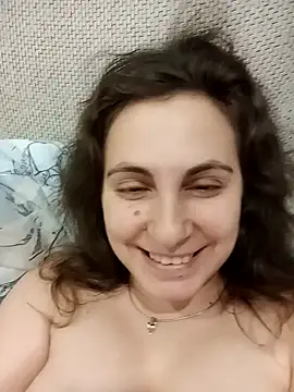 Snapshot of ShelaDiass chatting on December 2025 04:03:01 PM ShelaDiass online show from December 2025 04:03:01 PM