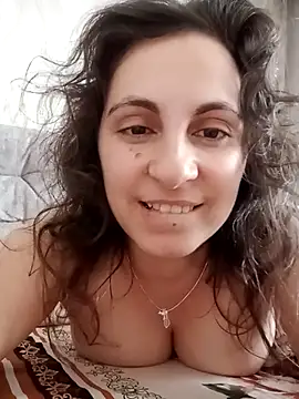 Snapshot of ShelaDiass chatting on January 2026 06:08:01 AM ShelaDiass online show from January 2026 06:08:01 AM