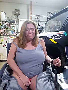 MsShelby40 online show from December 2024 10:12:01 PM