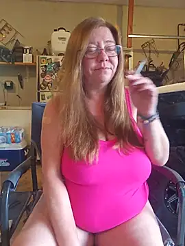 Snapshot of MsShelby40 chatting on August 2026 09:50:02 PM MsShelby40 online show from August 2026 09:50:02 PM