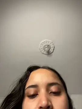 MollySanders    online show from December 2024 02:52:02 PM