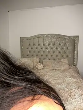 MollySanders    online show from January 2025 10:57:01 PM