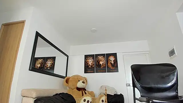 smit hot sr online show from December 2024 04:54:01 PM