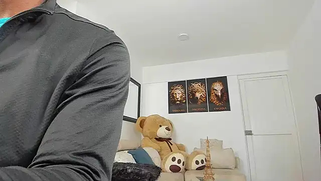 smit hot sr online show from December 2024 04:59:02 AM