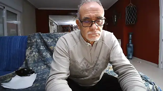 Snapshot of maduroguapo chatting on January 2025 05:26:01 PM maduroguapo online show from January 2025 05:26:01 PM