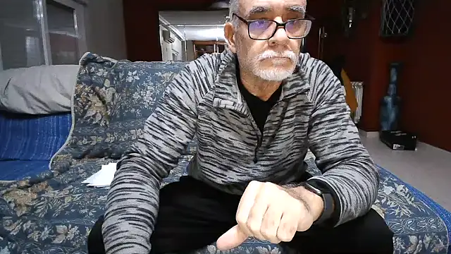 Snapshot of maduroguapo chatting on January 2025 09:30:01 PM maduroguapo online show from January 2025 09:30:01 PM