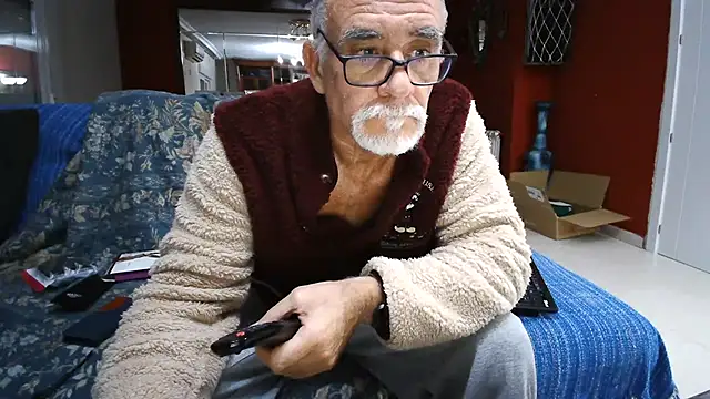 Snapshot of maduroguapo chatting on February 2025 10:17:02 PM maduroguapo online show from February 2025 10:17:02 PM