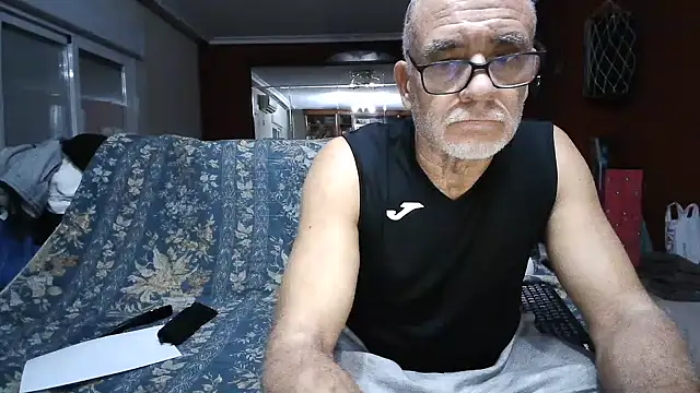 Snapshot of maduroguapo chatting on February 2025 10:09:01 PM maduroguapo online show from February 2025 10:09:01 PM