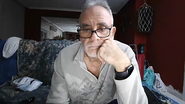 Snapshot of maduroguapo chatting on February 2025 10:51:02 PM maduroguapo online show from February 2025 10:51:02 PM