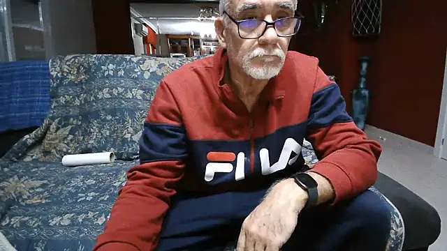 Snapshot of maduroguapo chatting on February 2025 09:42:02 PM maduroguapo online show from February 2025 09:42:02 PM