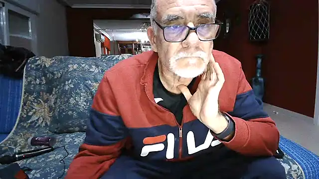 Snapshot of maduroguapo chatting on February 2025 11:03:01 PM maduroguapo online show from February 2025 11:03:01 PM