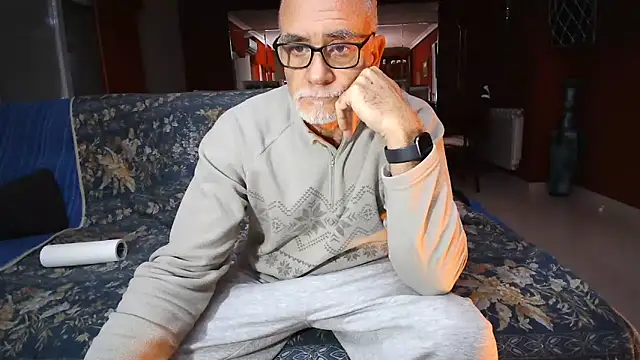 Snapshot of maduroguapo chatting on March 2025 09:55:02 PM maduroguapo online show from March 2025 09:55:02 PM