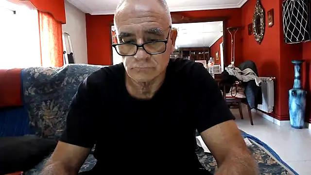 Snapshot of maduroguapo chatting on May 2026 09:37:01 AM maduroguapo online show from May 2026 09:37:01 AM