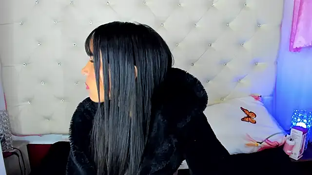 Snapshot of sophie_pariss chatting on February 2025 07:39:02 AM sophie pariss online show from February 2025 07:39:02 AM