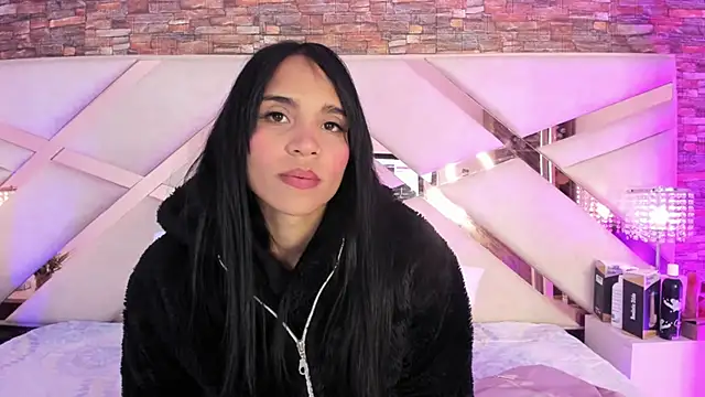 Snapshot of sophie_pariss chatting on October 2025 02:59:01 AM sophie pariss online show from October 2025 02:59:01 AM