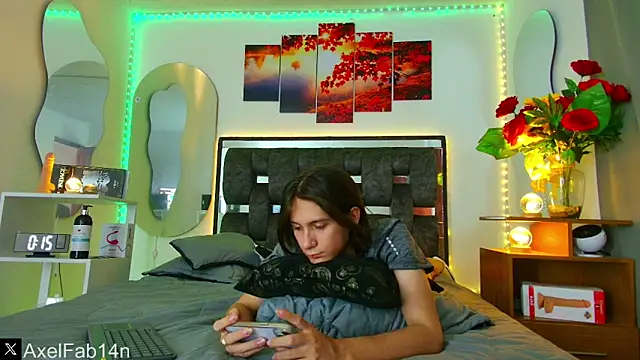 Alex and Fabian online show from February 2025 06:22:01 PM