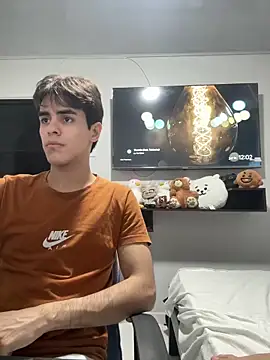 Alex and Fabian online show from December 2025 05:02:01 AM