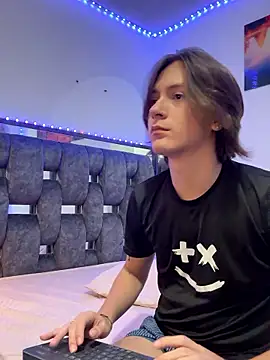 Alex and Fabian online show from January 2026 04:29:01 AM