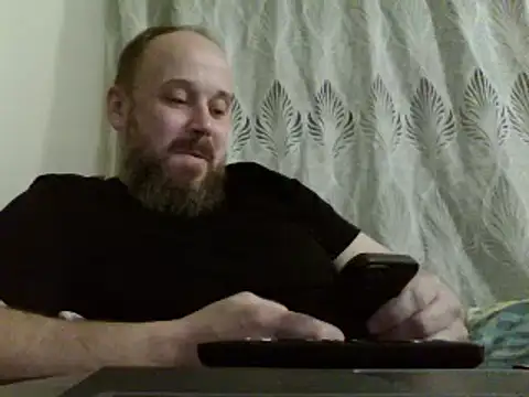 Snapshot of FROL83 chatting on April 2026 07:47:02 PM FROL83 online show from April 2026 07:47:02 PM