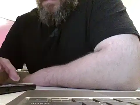 Snapshot of FROL83 chatting on April 2026 04:57:02 PM FROL83 online show from April 2026 04:57:02 PM
