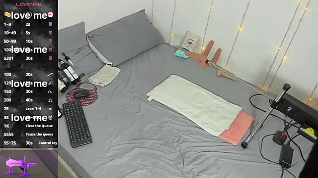 Snapshot of Benjamin_Buster chatting on October 2025 06:42:02 AM Benjamin Buster online show from October 2025 06:42:02 AM