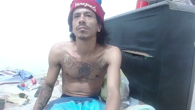 damian bottom bigcock online show from December 2024 01:25:01 AM