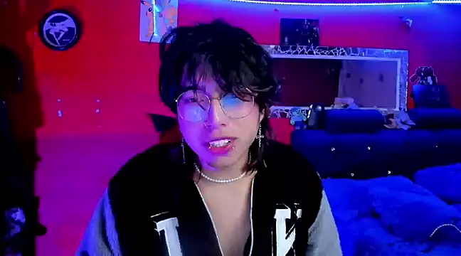 AnggelONfiree online show from December 2024 04:06:01 AM