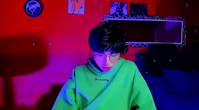 AnggelONfiree online show from February 2025 05:30:01 AM